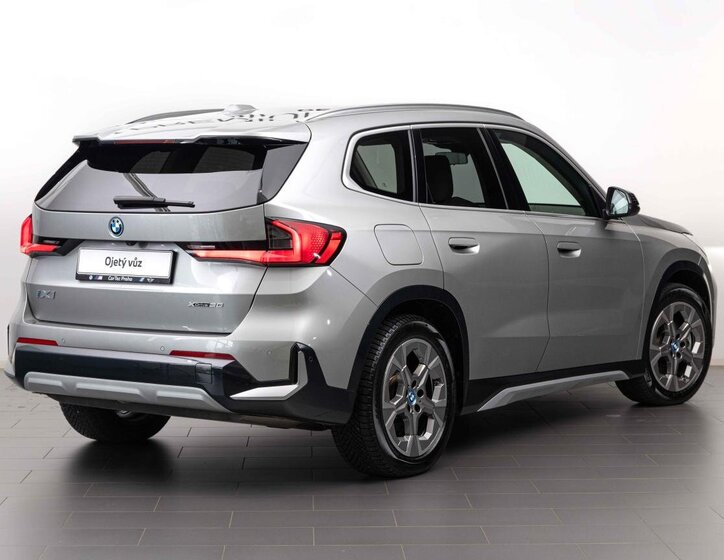 BMW iX1 SUV / Terénní 0,0 225 kw