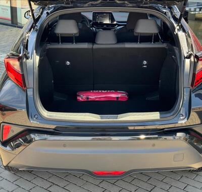 Toyota C-HR 9