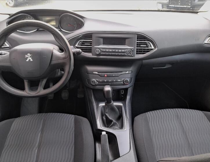 Peugeot 308 10