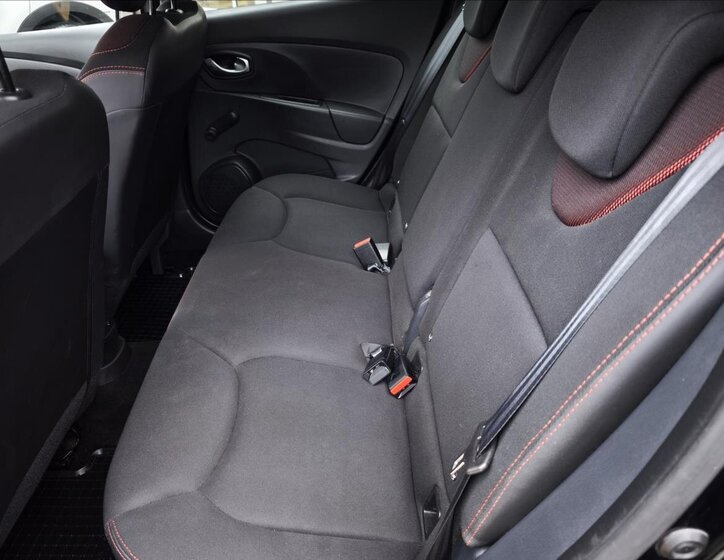 Renault Clio Hatchback 1,1 l 54 kw