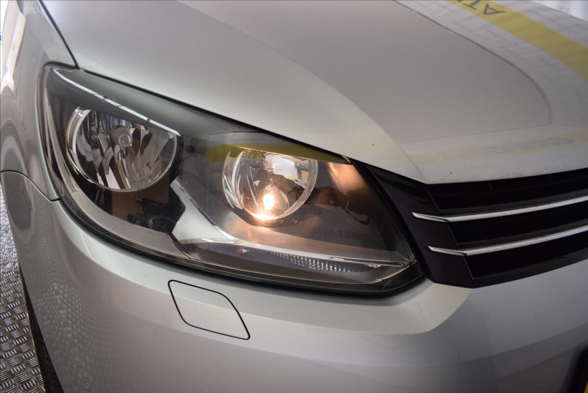 Volkswagen Touran MPV 1,4 l 103 kw