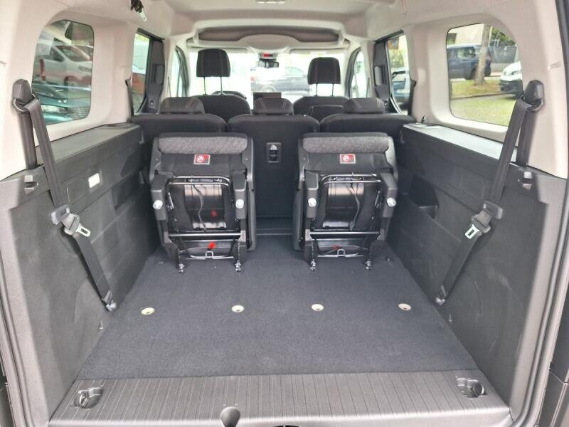 Peugeot Rifter MPV 1,5 l 96 kw