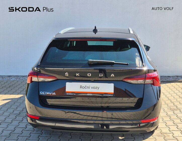 Škoda Octavia 10