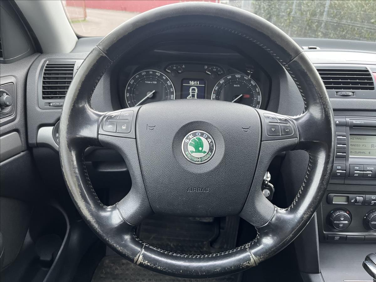 Škoda Octavia Sedan / Limuzína 1,6 l 75 kw