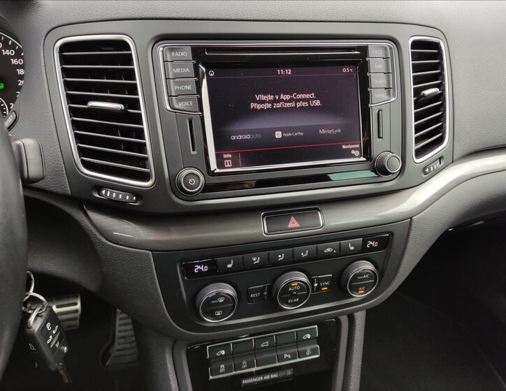 Volkswagen Sharan MPV 2,0 l 110 kw