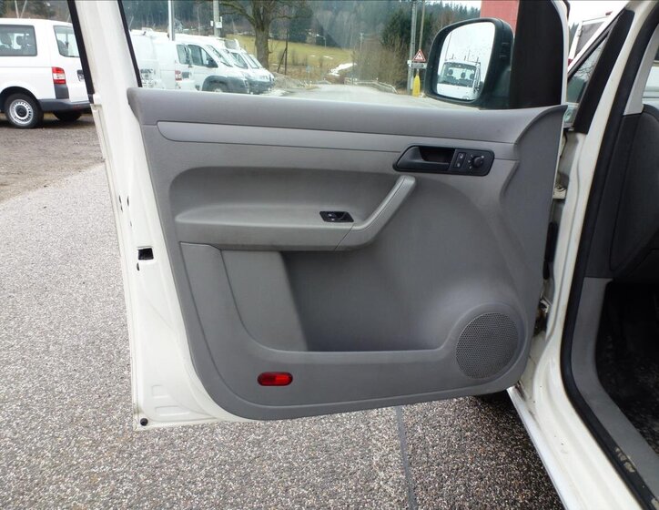 Volkswagen Caddy Skříň 1,9 l 55 kw