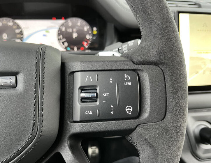 Land Rover Defender SUV 5,0 l 386 kw