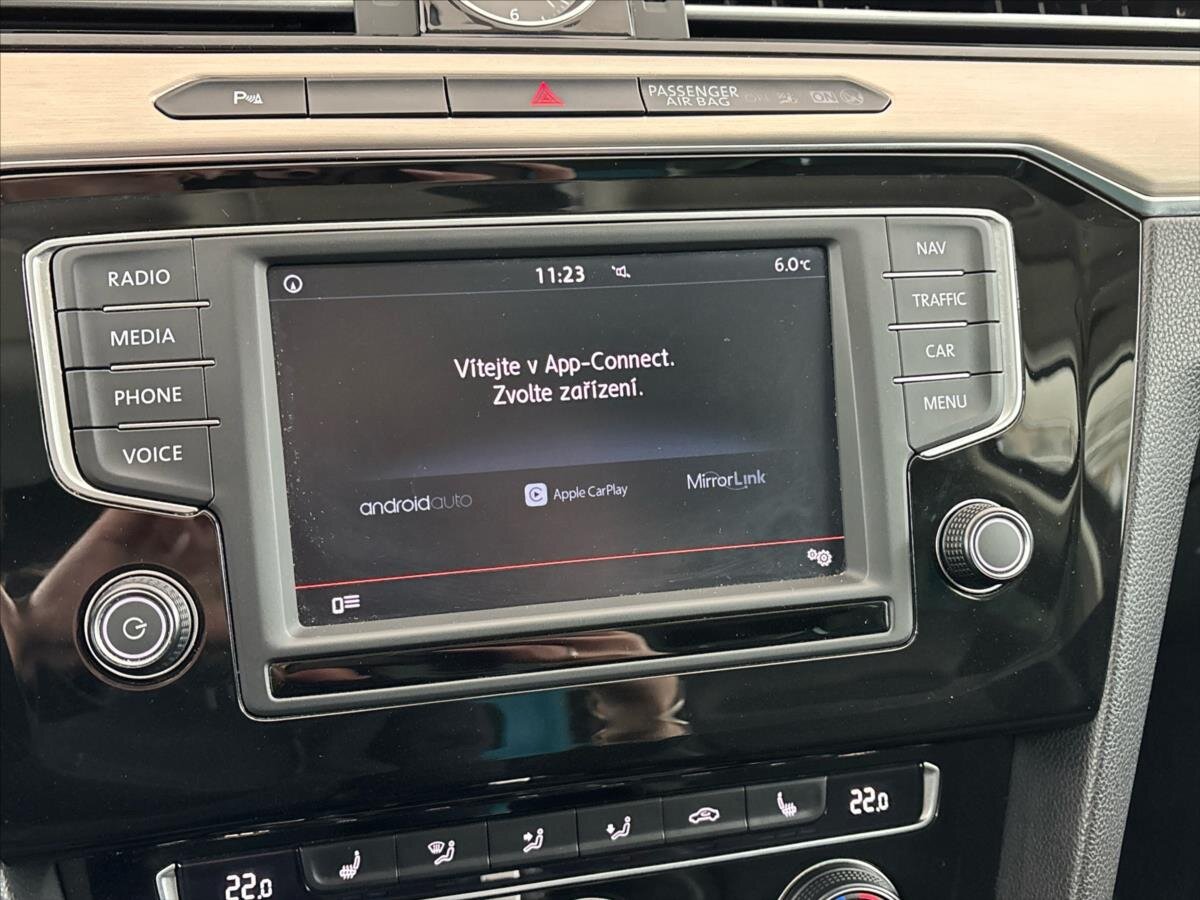 Volkswagen Passat Sedan / Limuzína 2,0 l 140 kw