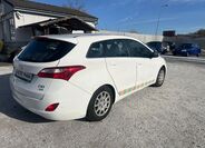 Hyundai i30 14