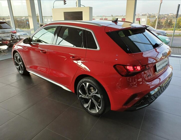 Audi A3 Hatchback 1,5 l 110 kw