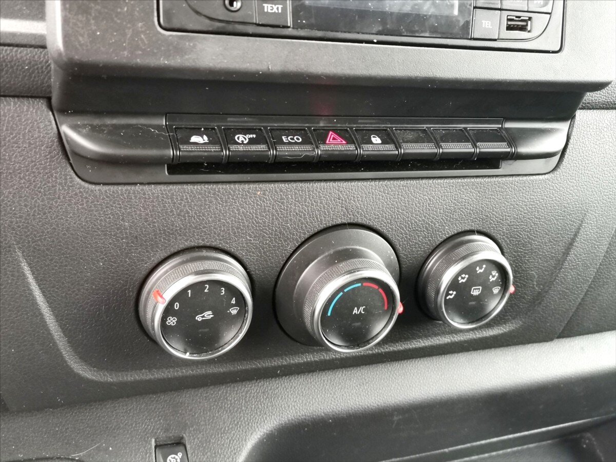 Renault Master Valník 2,3 l 120 kw