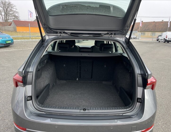 Škoda Octavia Kombi 2,0 l 85 kw