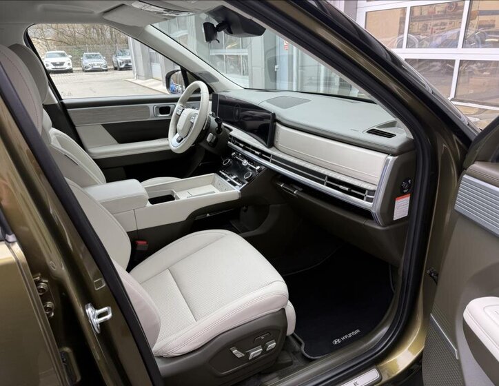 Hyundai Santa Fe SUV 1,6 l 187 kw