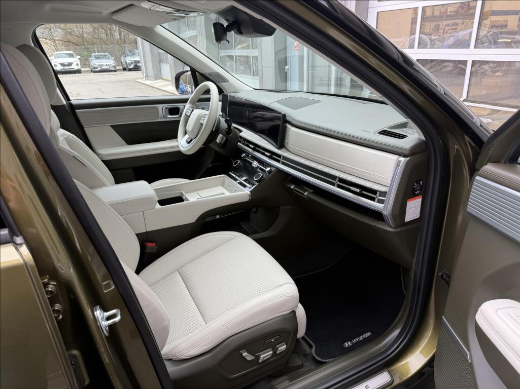 Hyundai Santa Fe SUV 1,6 l 187 kw