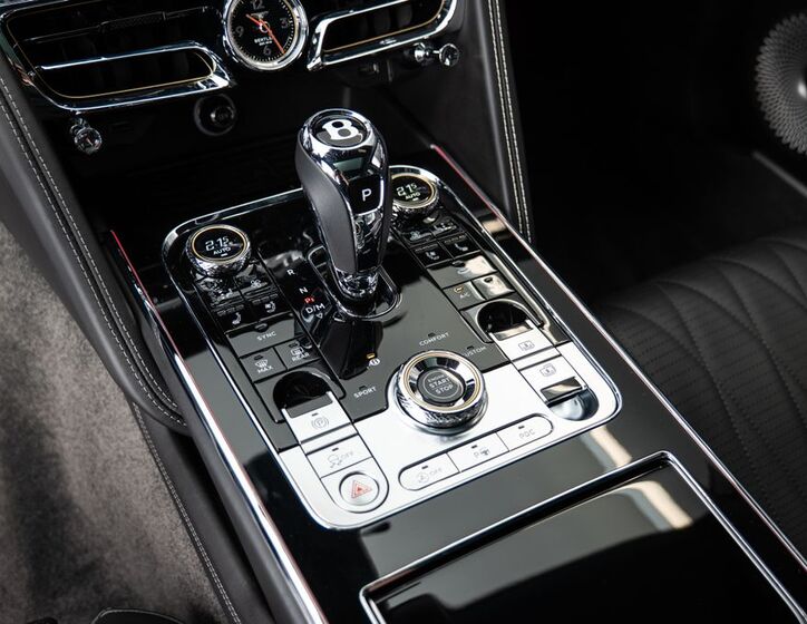 Bentley Flying Spur 17