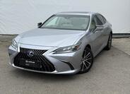 Lexus ES 300h 1