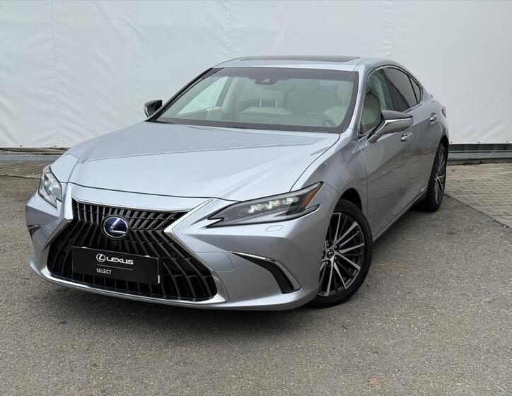 Lexus ES 300h 1