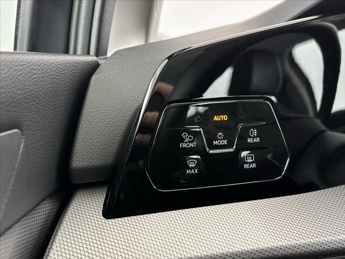 Volkswagen Golf Kombi 1,5 l 110 kw