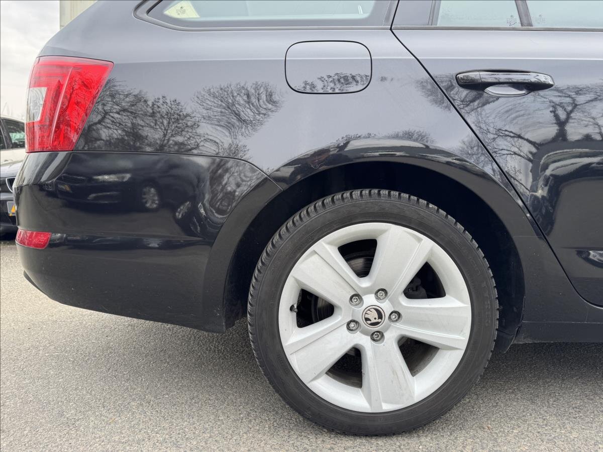 Škoda Octavia Kombi 1,6 l 77 kw