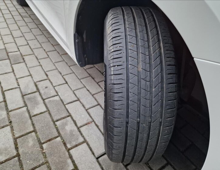 Škoda Octavia Kombi 2,0 l 85 kw