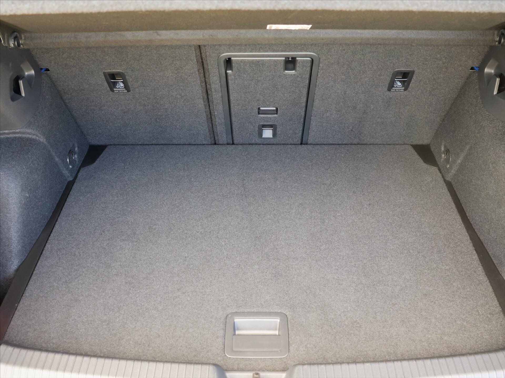 Volkswagen Golf Hatchback 2,0 l 235 kw