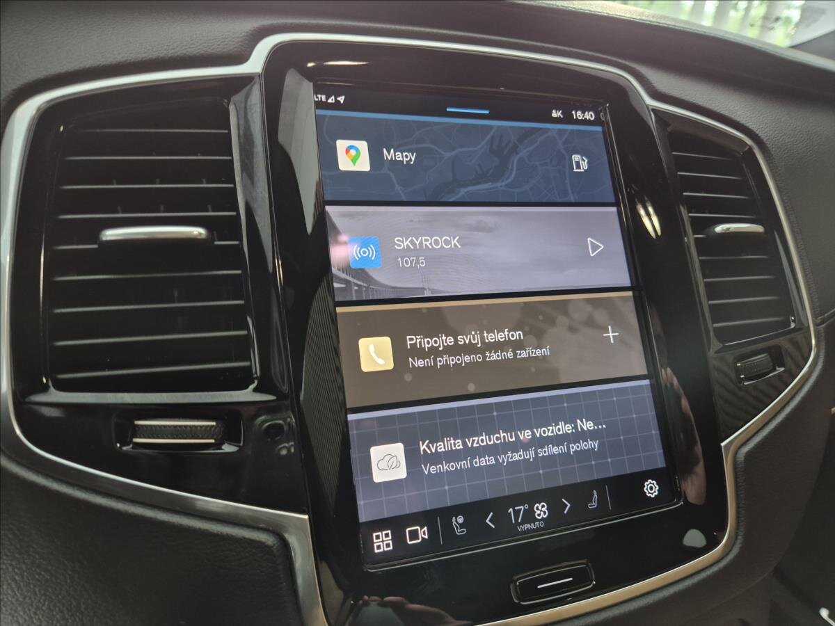 Volvo XC90 SUV / Terénní 2,0 l 180 kw