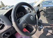 Volkswagen Tiguan SUV / Terénní 2,0 l 103 kw