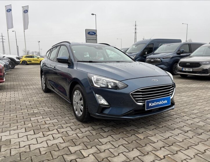 Ford Focus Kombi 999,0 92 kw