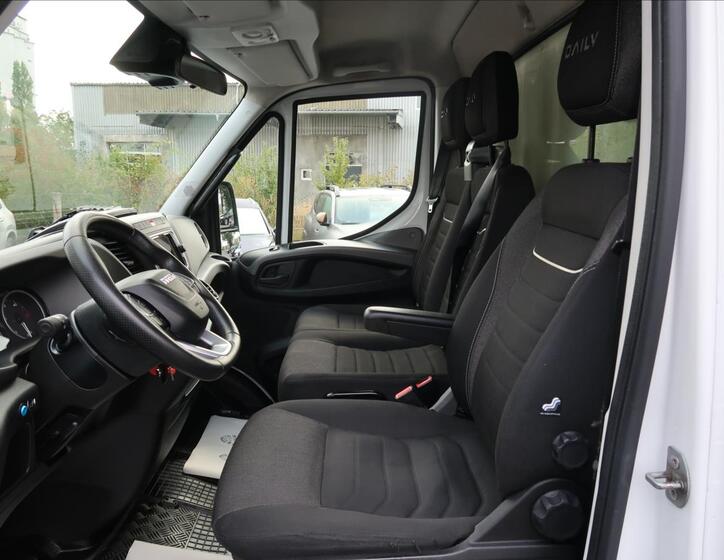 Iveco Daily 12