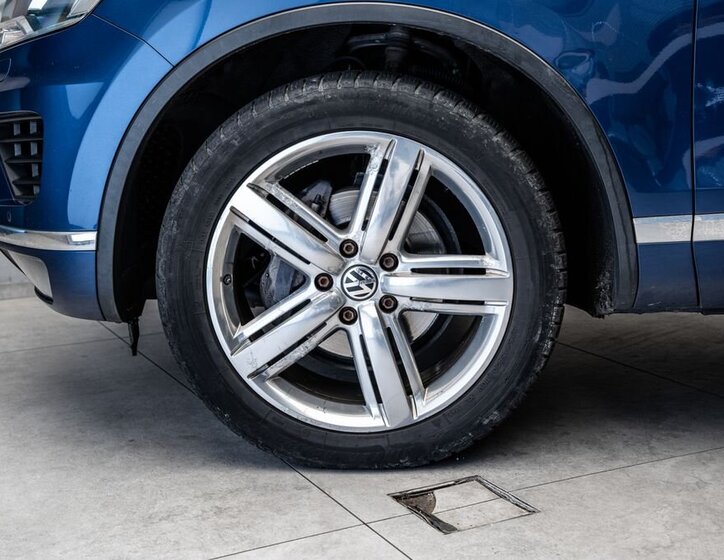 Volkswagen Touareg SUV / Terénní 3,0 l 193 kw