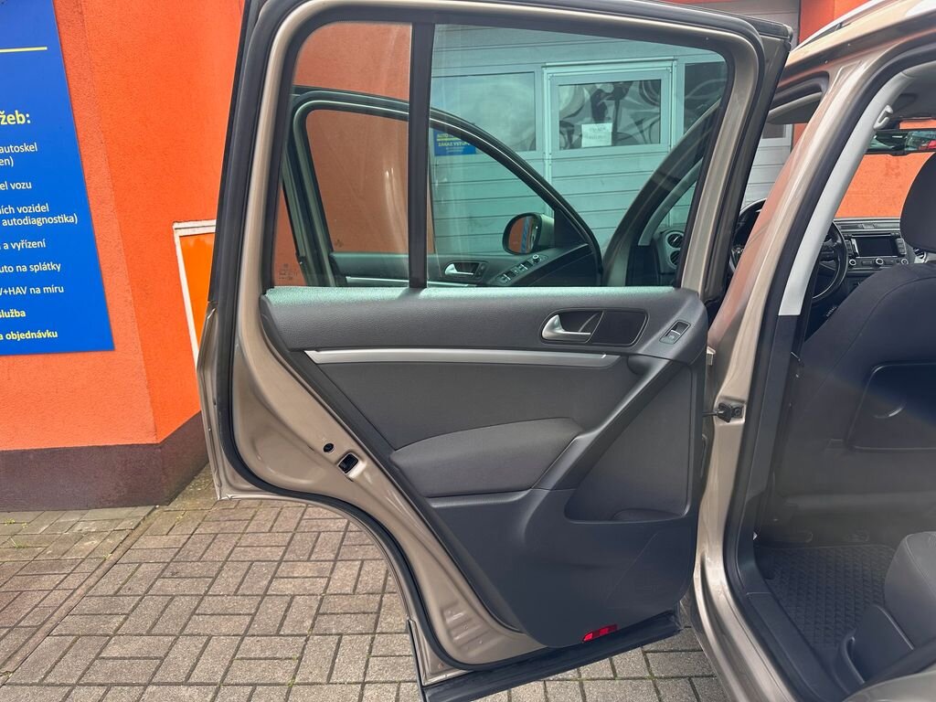 Volkswagen Tiguan SUV / Terénní 2,0 l 103 kw