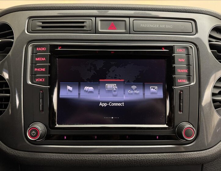 Volkswagen Tiguan SUV / Terénní 2,0 l 110 kw