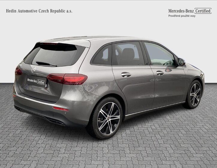 Mercedes-Benz Třídy B MPV 1,3 l 100 kw