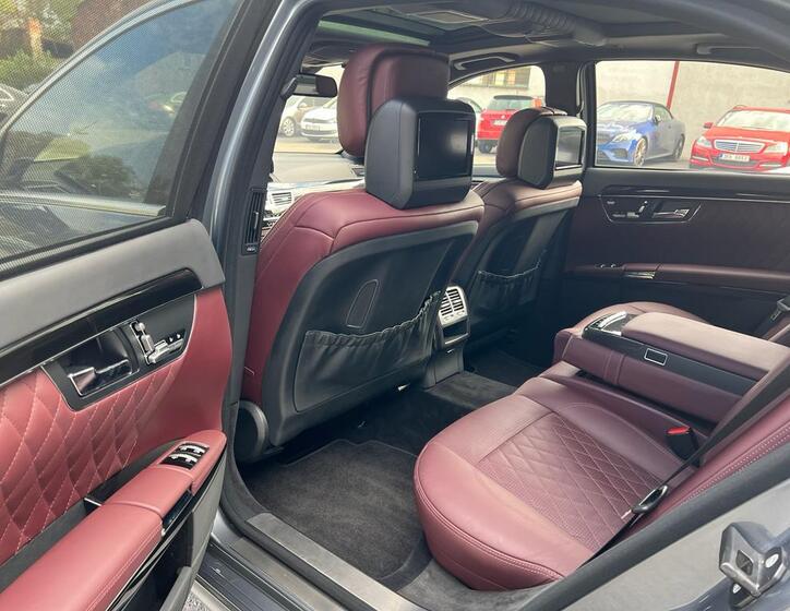 Mercedes-Benz Třídy S 11