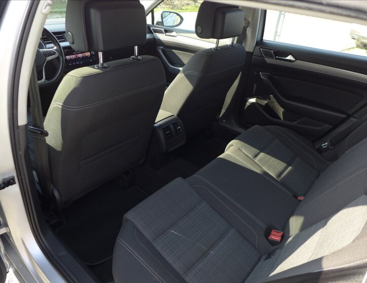 Volkswagen Passat Kombi 2,0 l 110 kw