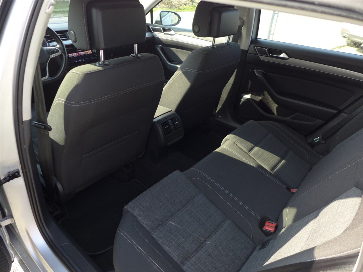 Volkswagen Passat Kombi 2,0 l 110 kw