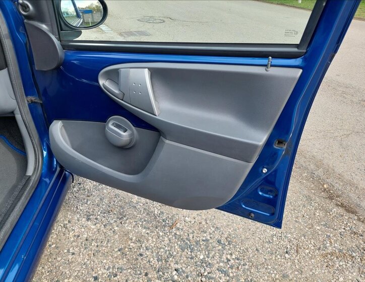 Toyota Aygo Hatchback 998,0 50 kw