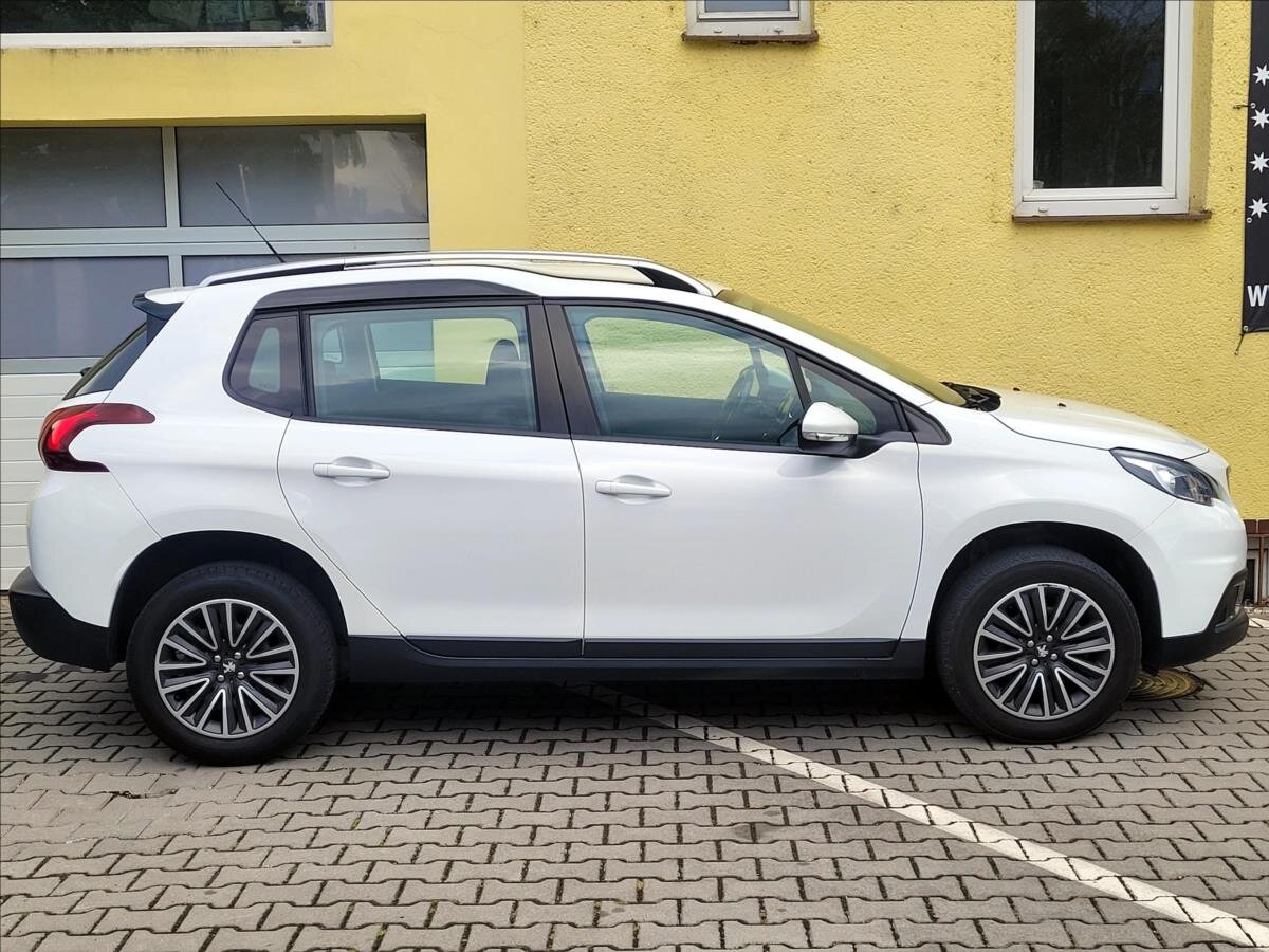 Peugeot 2008 SUV / Terénní 1,2 l 60 kw