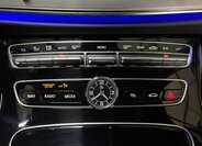 Mercedes-Benz Třídy E 22