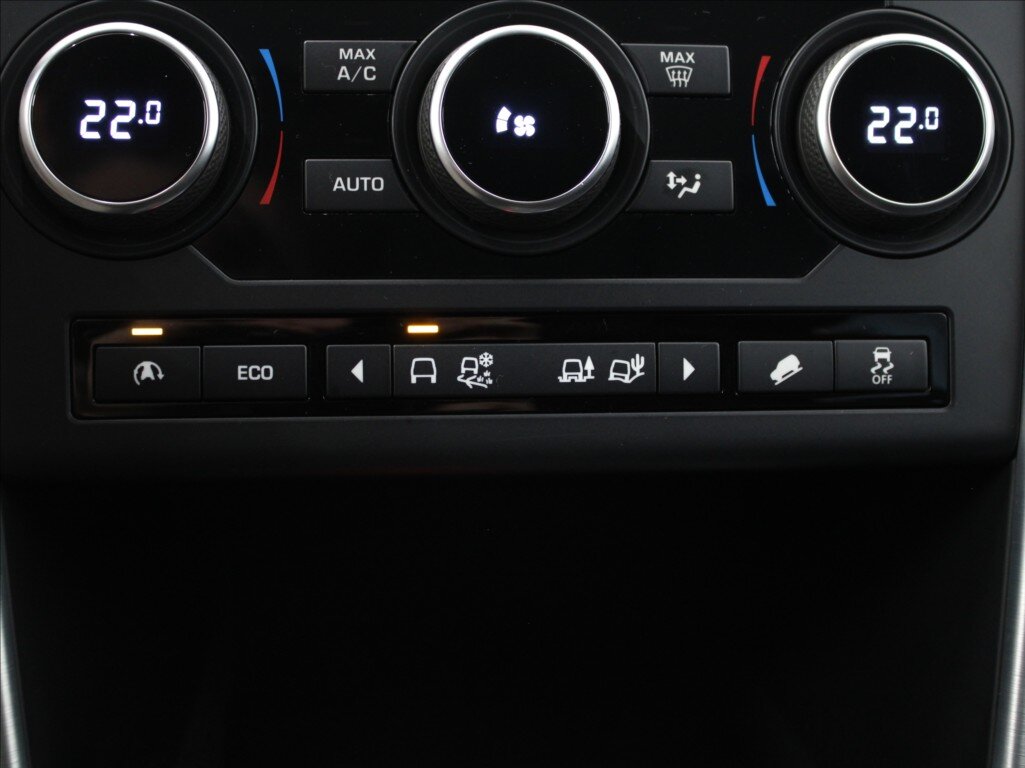 Land Rover Discovery Sport SUV 2,0 l 110 kw