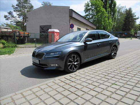 Škoda Superb Liftback 2,0 l 110 kw