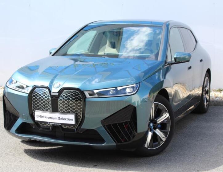 BMW iX 1