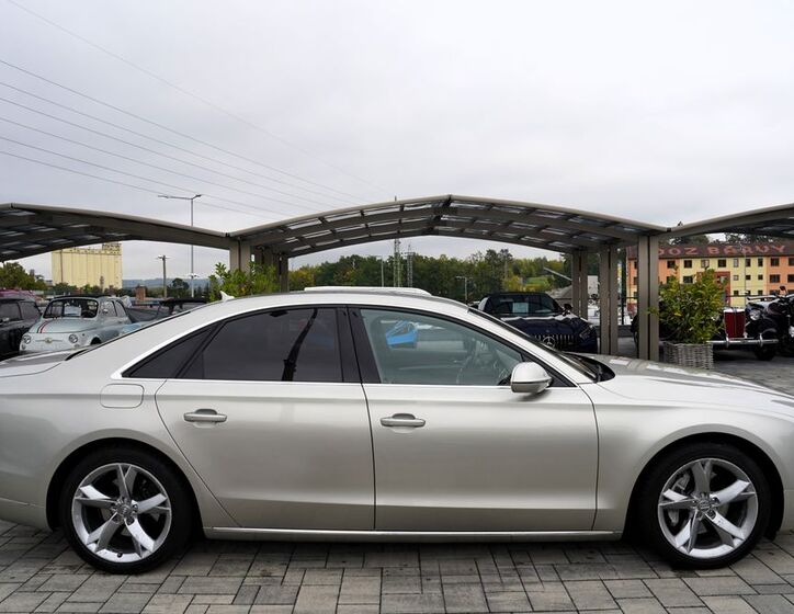 Audi A8 7