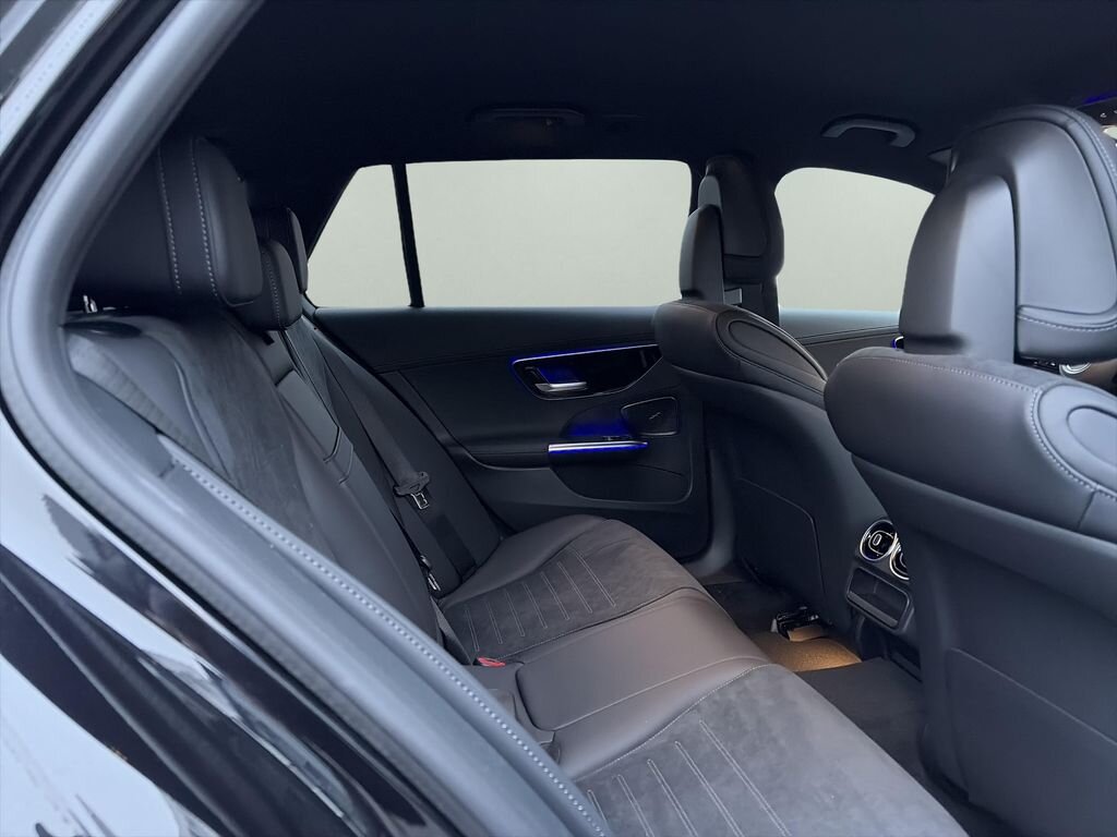 Mercedes-Benz Třídy C Kombi 2,0 l 157 kw