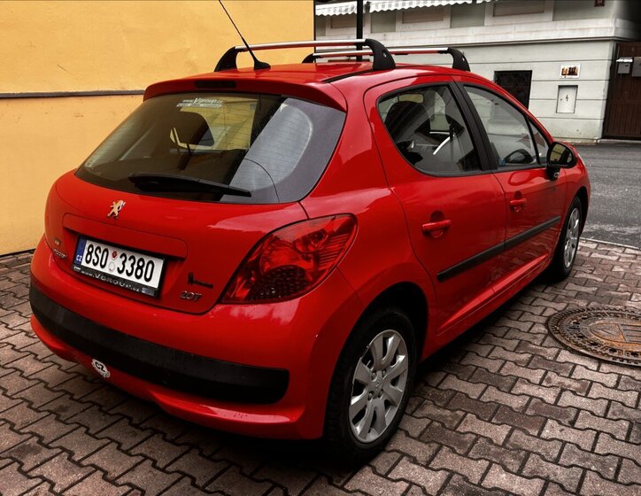 Peugeot 207 Hatchback 1,4 l 70 kw
