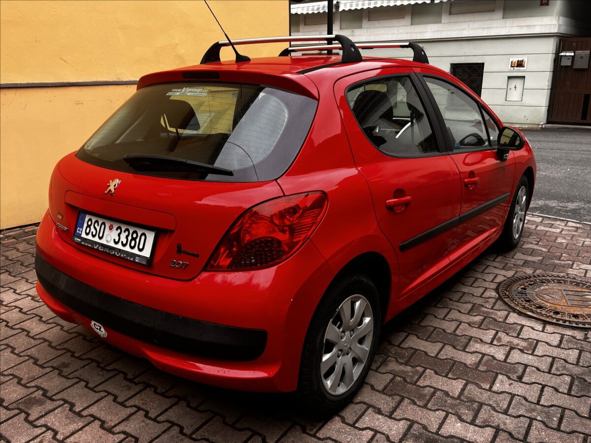 Peugeot 207 Hatchback 1,4 l 70 kw