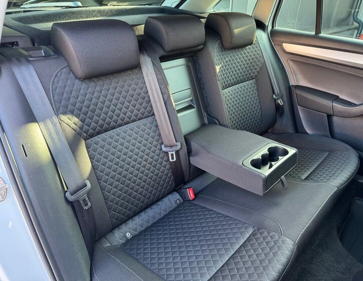 Škoda Rapid Hatchback 999,0 81 kw