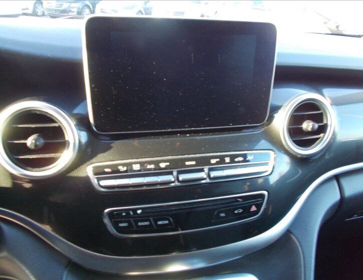 Mercedes-Benz Třídy V MPV 2,1 l 140 kw