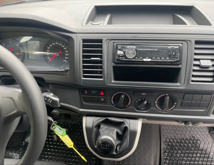 Volkswagen Transporter Skříň 2,0 l 62 kw