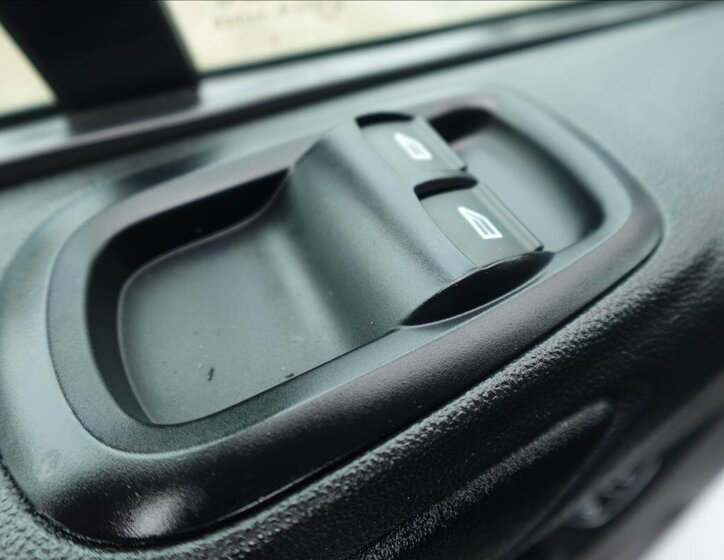 Ford Transit Custom Ostatní 2,0 l 77 kw